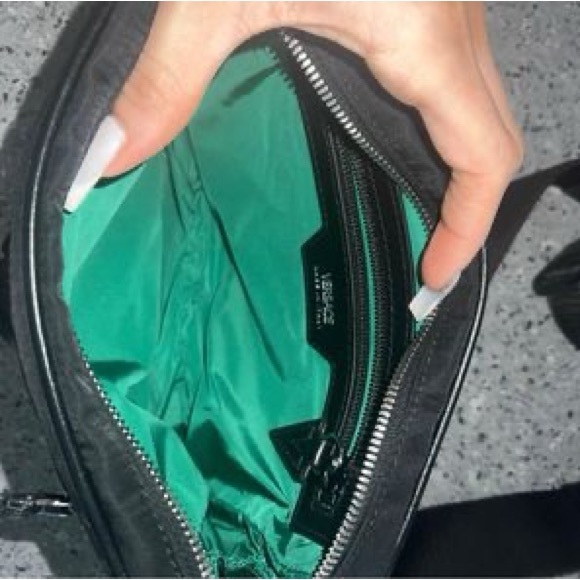 Versace
Medusa plaque belt bag - Picture 2 of 3